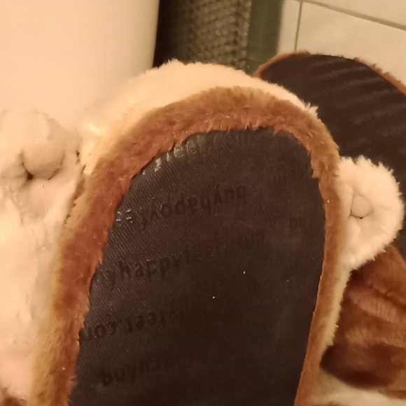 Cute dog slippers 🐕 - Picture 13 of 16